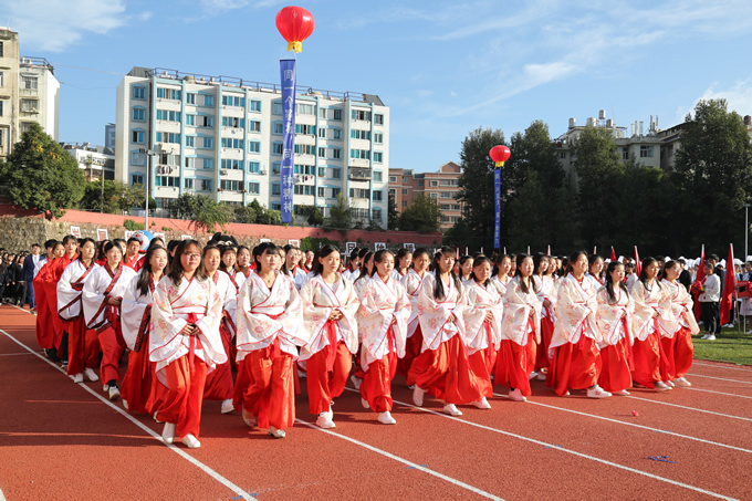 0Y8A5923.JPG 0Y8A5923.JPG