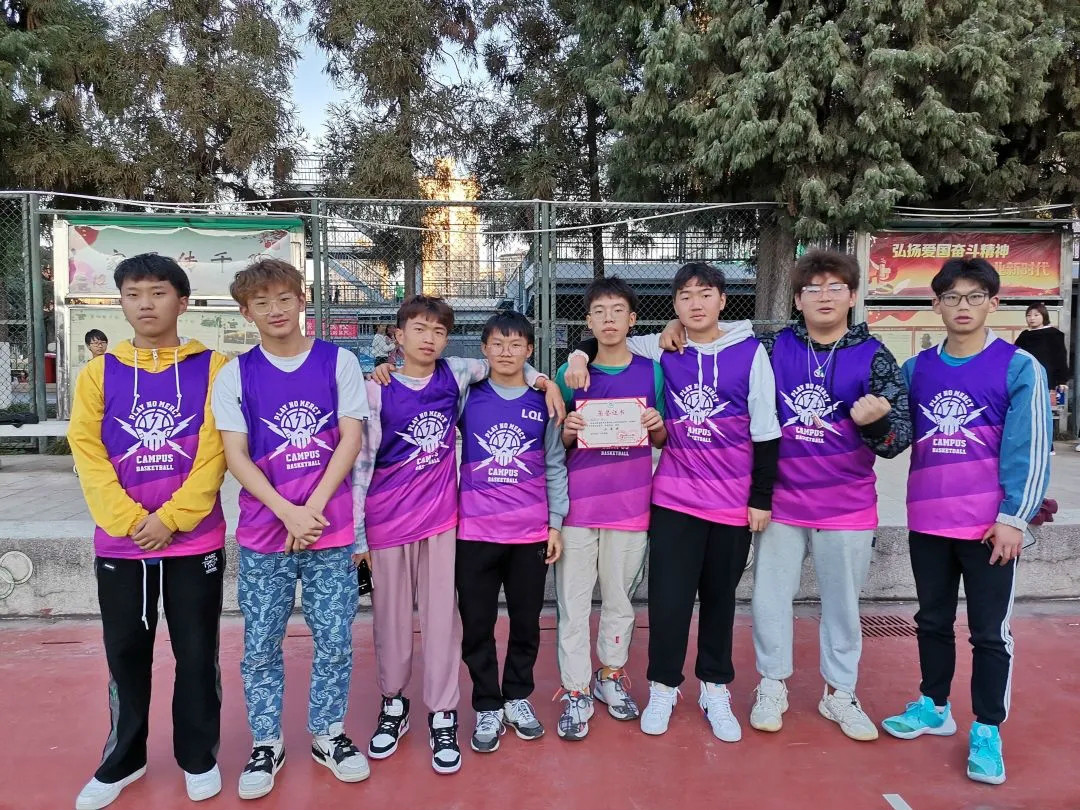 第二男.webp_meitu_9.jpg 第二男.webp_meitu_9.jpg