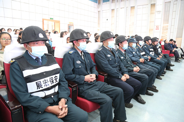 0Y8A5413.JPG 0Y8A5413.JPG