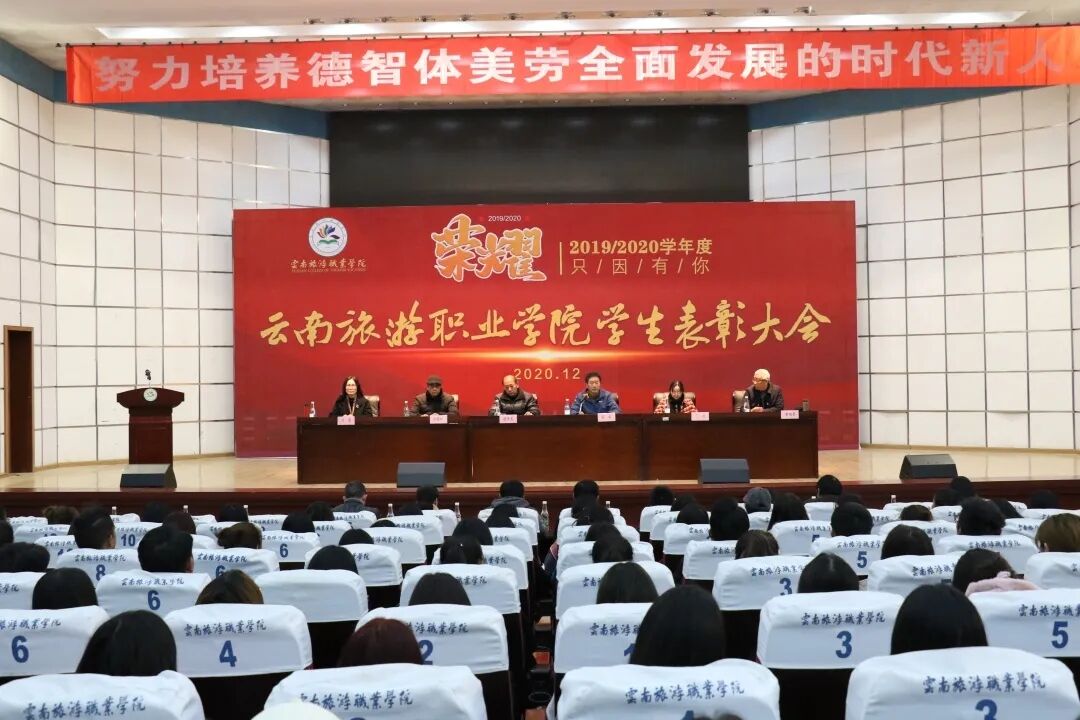 2A6E7F15028B7F82D14E7822A3874387.jpg 2A6E7F15028B7F82D14E7822A3874387.jpg