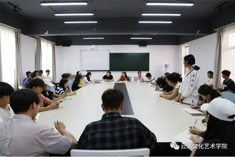 文化艺术学院召开期中教学座谈会,深入了解学生学习生活方方面面170.png 文化艺术学院召开期中教学座谈会,深入了解学生学习生活方方面面170.png