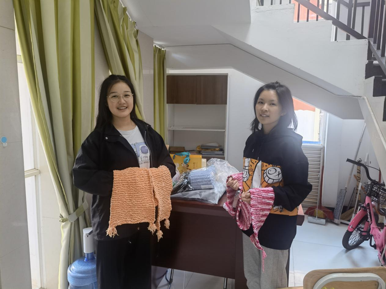 图片2.png 图片2.png