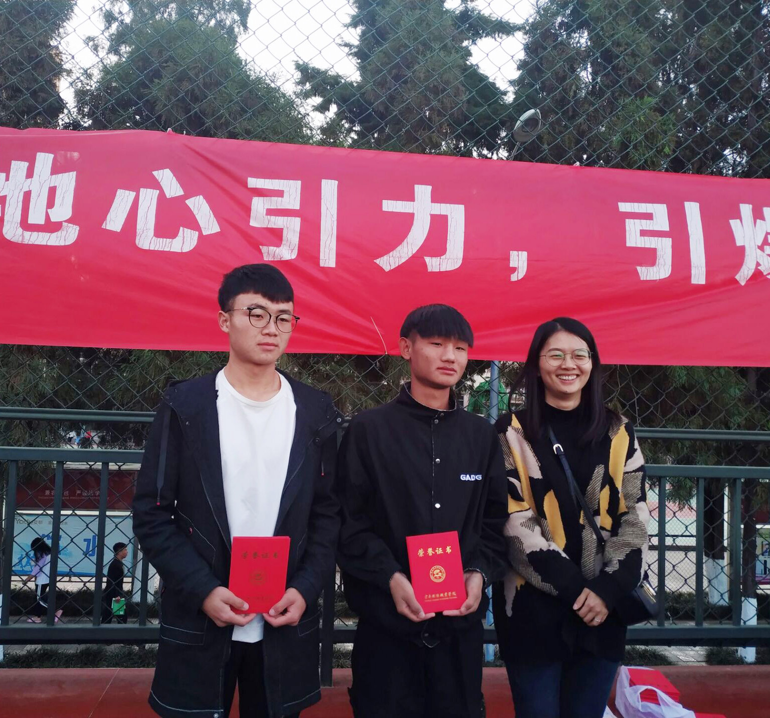 图片13_meitu_3.jpg 图片13_meitu_3.jpg