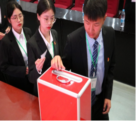 外语学院第一届学生代表大会868.png 外语学院第一届学生代表大会868.png