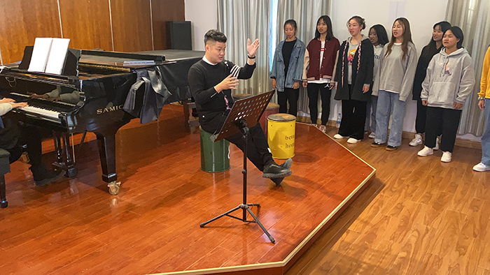 image002.jpg image002.jpg