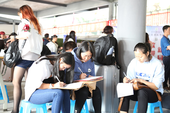 0Y8A2423.JPG 0Y8A2423.JPG