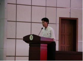 外语学院第一届学生代表大会635.png 外语学院第一届学生代表大会635.png