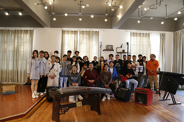 image010.jpg image010.jpg