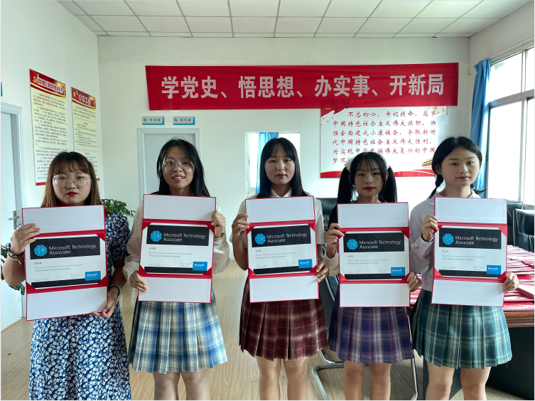 QQ截图20210621202057.png QQ截图20210621202057.png