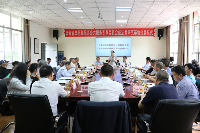 7B3A8120.JPG 7B3A8120.JPG