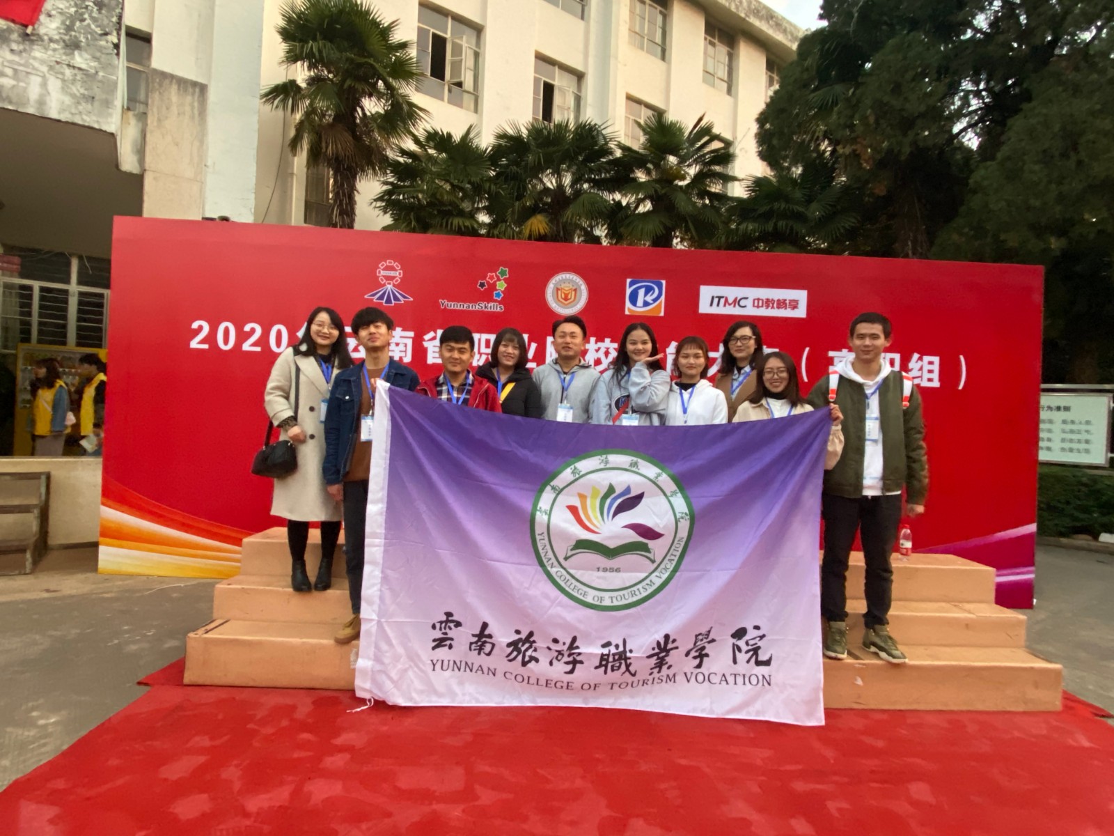 IMG_2955.JPG IMG_2955.JPG