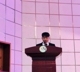 外语学院第一届学生代表大会644.png 外语学院第一届学生代表大会644.png