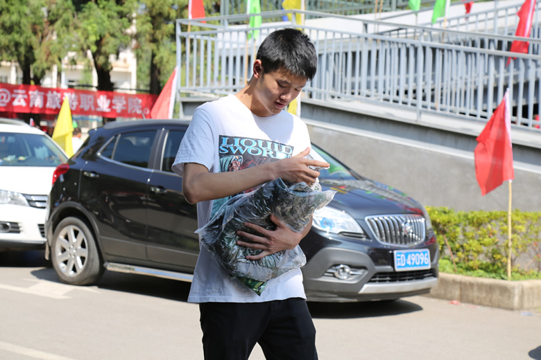 0Y8A9124.JPG 0Y8A9124.JPG