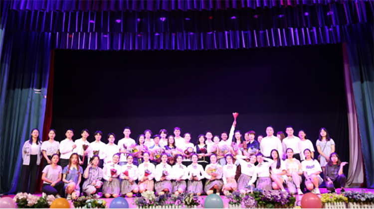 文化艺术学院民族表演艺术19级“正青春、不负遇见”结业汇演圆满落幕821.png 文化艺术学院民族表演艺术19级“正青春、不负遇见”结业汇演圆满落幕821.png