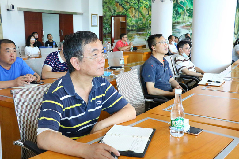 7B3A8283.JPG 7B3A8283.JPG