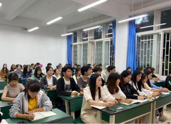 初心不改,逐梦不止——文化艺术学院学生会成功召开2021—2022学年第一次全体大会436.png 初心不改,逐梦不止——文化艺术学院学生会成功召开2021—2022学年第一次全体大会436.png