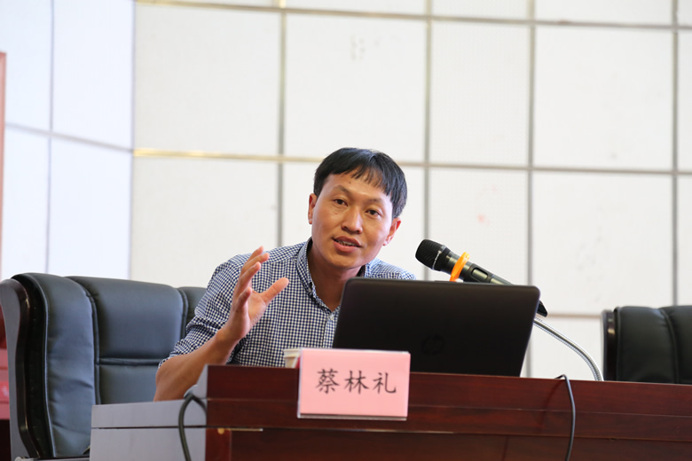 0Y8A7982.JPG 0Y8A7982.JPG