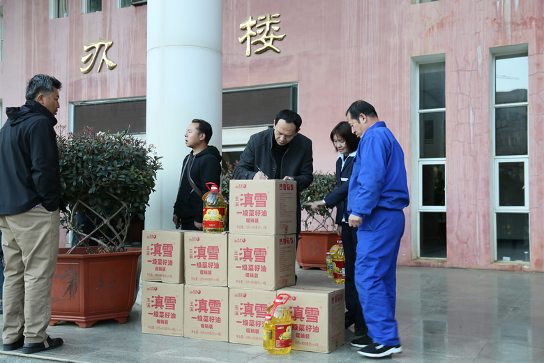 0Y8A9131.JPG 0Y8A9131.JPG