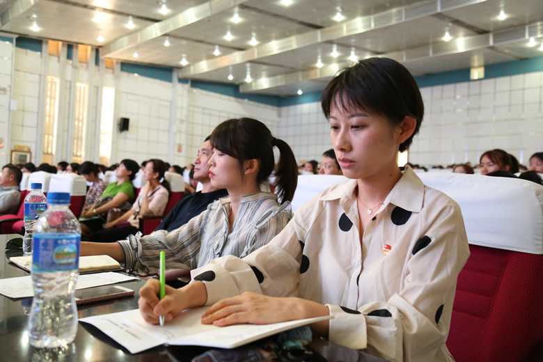 0Y8A7402.JPG 0Y8A7402.JPG