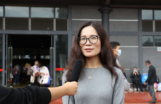 bevictor伟德国际1946官网副院长王霞介绍今年招生情况