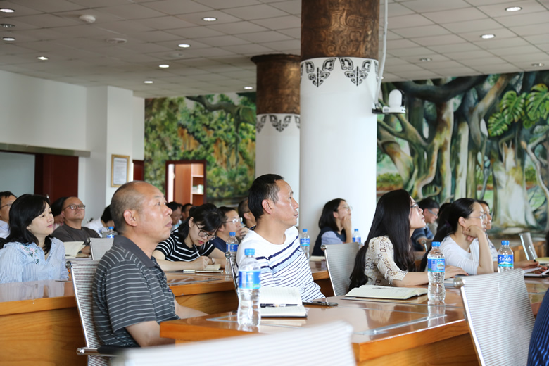 0Y8A5926.JPG 0Y8A5926.JPG