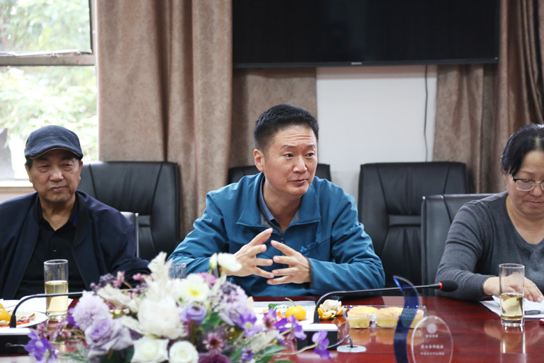 0Y8A5152.JPG 0Y8A5152.JPG