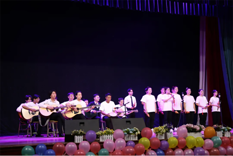 文化艺术学院民族表演艺术19级“正青春、不负遇见”结业汇演圆满落幕234.png 文化艺术学院民族表演艺术19级“正青春、不负遇见”结业汇演圆满落幕234.png