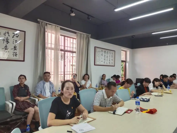 bevictor伟德国际1946官网党群党支部与文化艺术学院党支部一起上党课,重温“七一”重要讲话精神-修改版442.png bevictor伟德国际1946官网党群党支部与文化艺术学院党支部一起上党课,重温“七一”重要讲话精神-修改版442.png