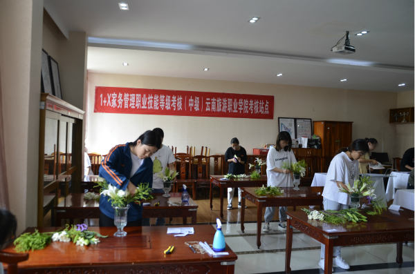 18e41d9ba1f33265083757682759abc_meitu_11.jpg 18e41d9ba1f33265083757682759abc_meitu_11.jpg