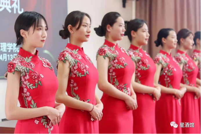 c45bfee7e34556b9ea18513f89ff52a2.jpg c45bfee7e34556b9ea18513f89ff52a2.jpg