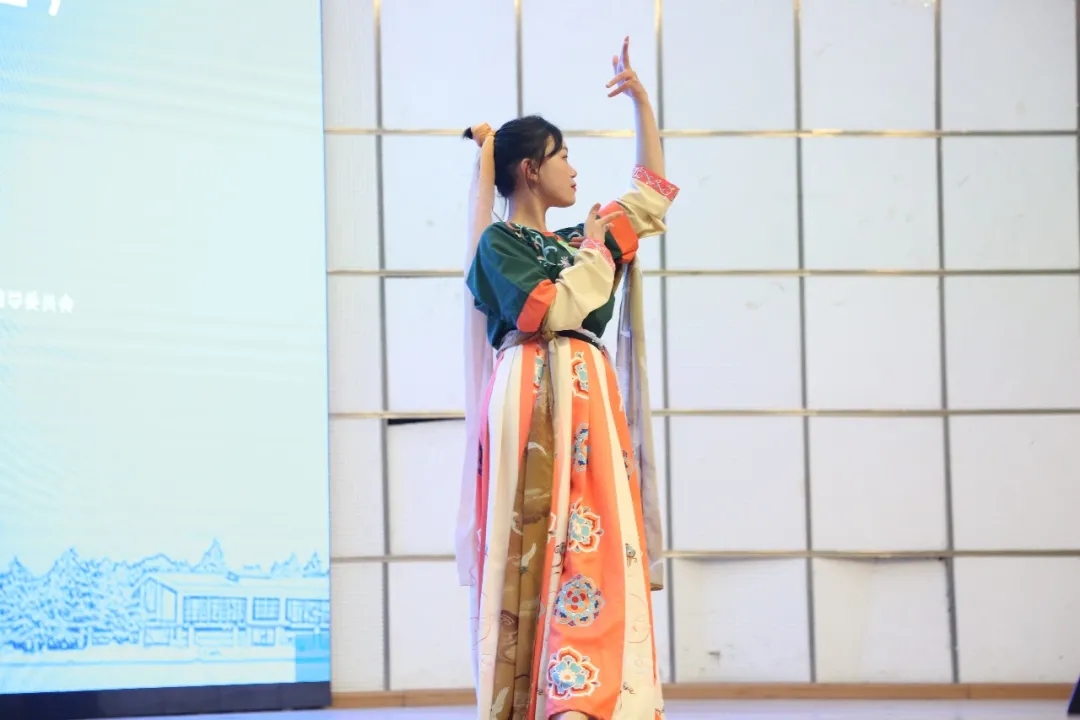 640.webp (2).jpg 640.webp (2).jpg