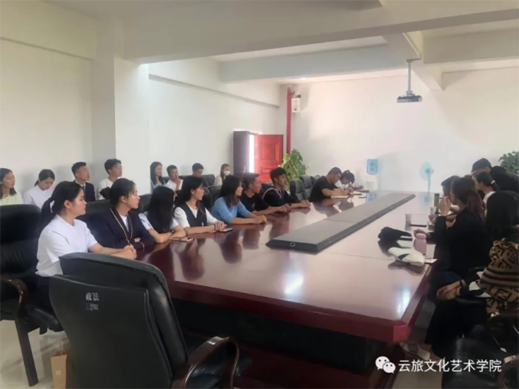 文化艺术学院召开期中教学座谈会,深入了解学生学习生活方方面面169.png 文化艺术学院召开期中教学座谈会,深入了解学生学习生活方方面面169.png