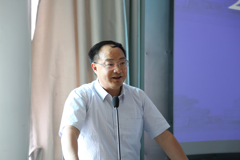 0Y8A5996.JPG 0Y8A5996.JPG