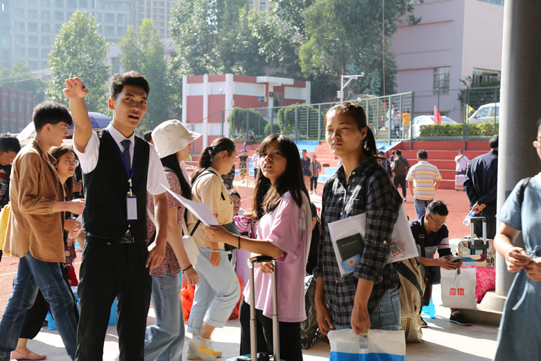 0Y8A9077.JPG 0Y8A9077.JPG