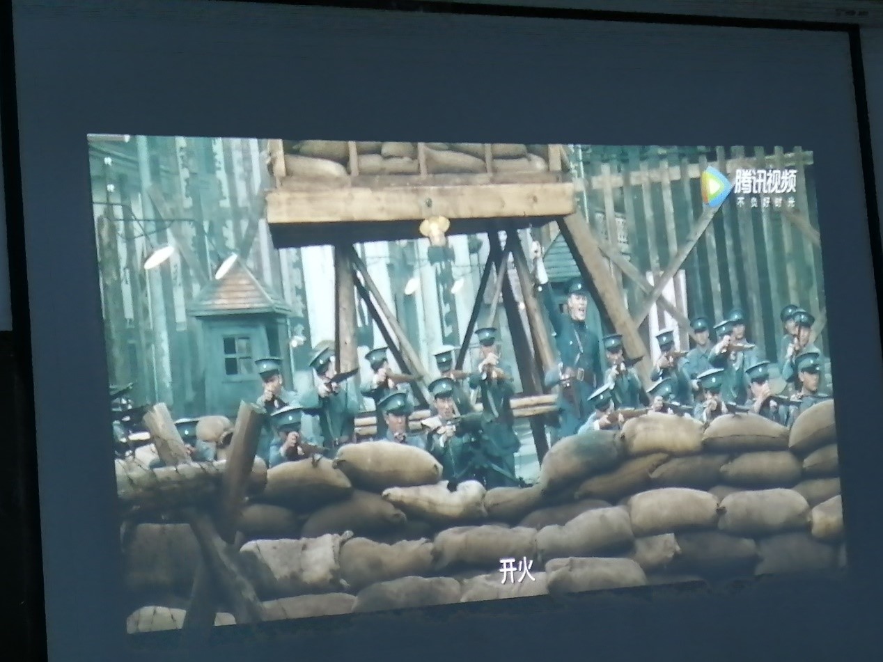 观影1.jpg 观影1.jpg