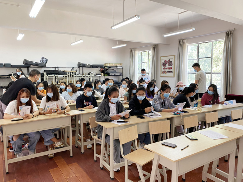 9d96571e08ff2bf07943df8e190ad23.jpg 9d96571e08ff2bf07943df8e190ad23.jpg