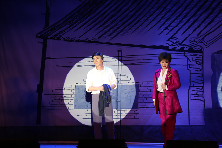 0Y8A9585.JPG 0Y8A9585.JPG