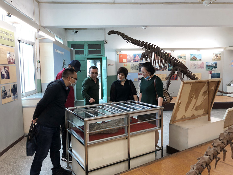 b9adcb08594e91e1694a29830c37f4e.jpg b9adcb08594e91e1694a29830c37f4e.jpg