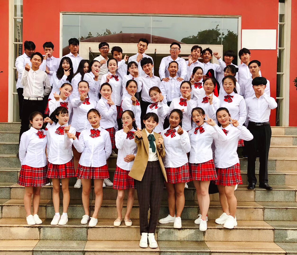 微信图片_20181123105929.jpg 微信图片_20181123105929.jpg