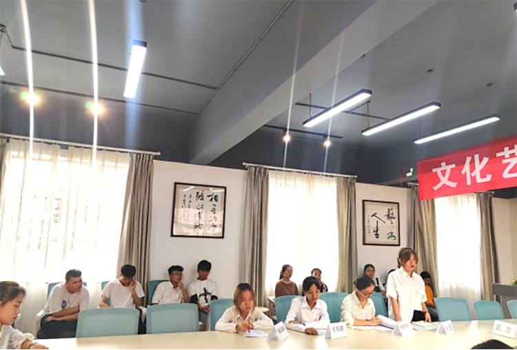 “文化艺术学院2020—2021学年第二学期辩论大赛”拉开帷幕223.png “文化艺术学院2020—2021学年第二学期辩论大赛”拉开帷幕223.png