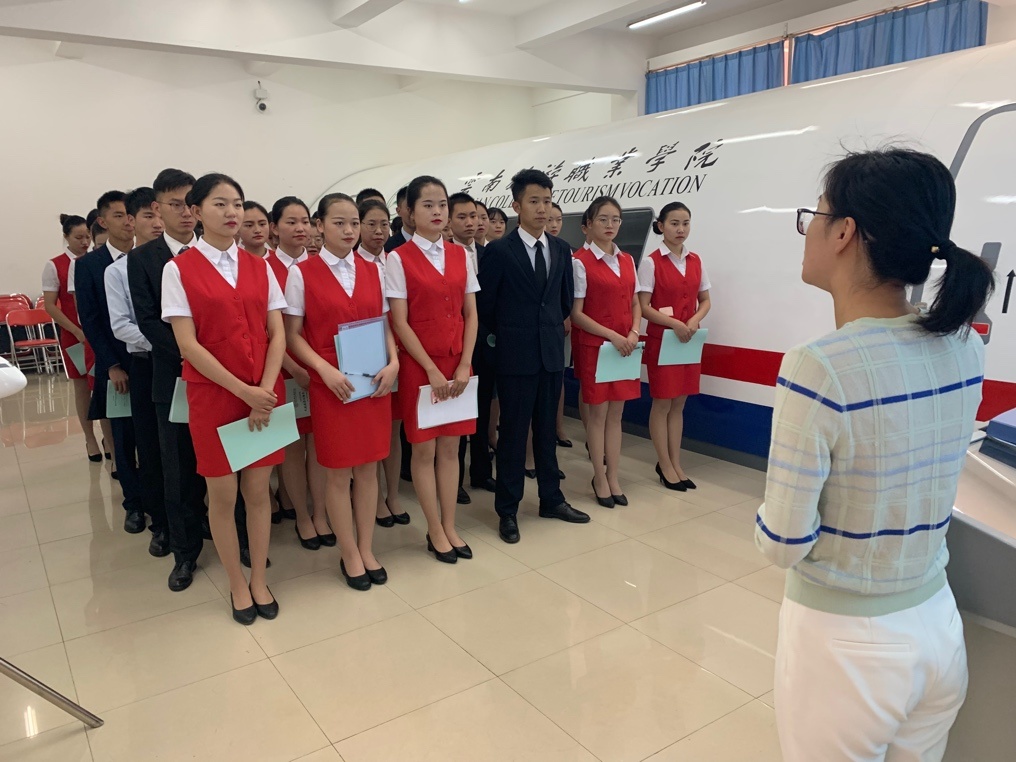 图片2.jpg 图片2.jpg